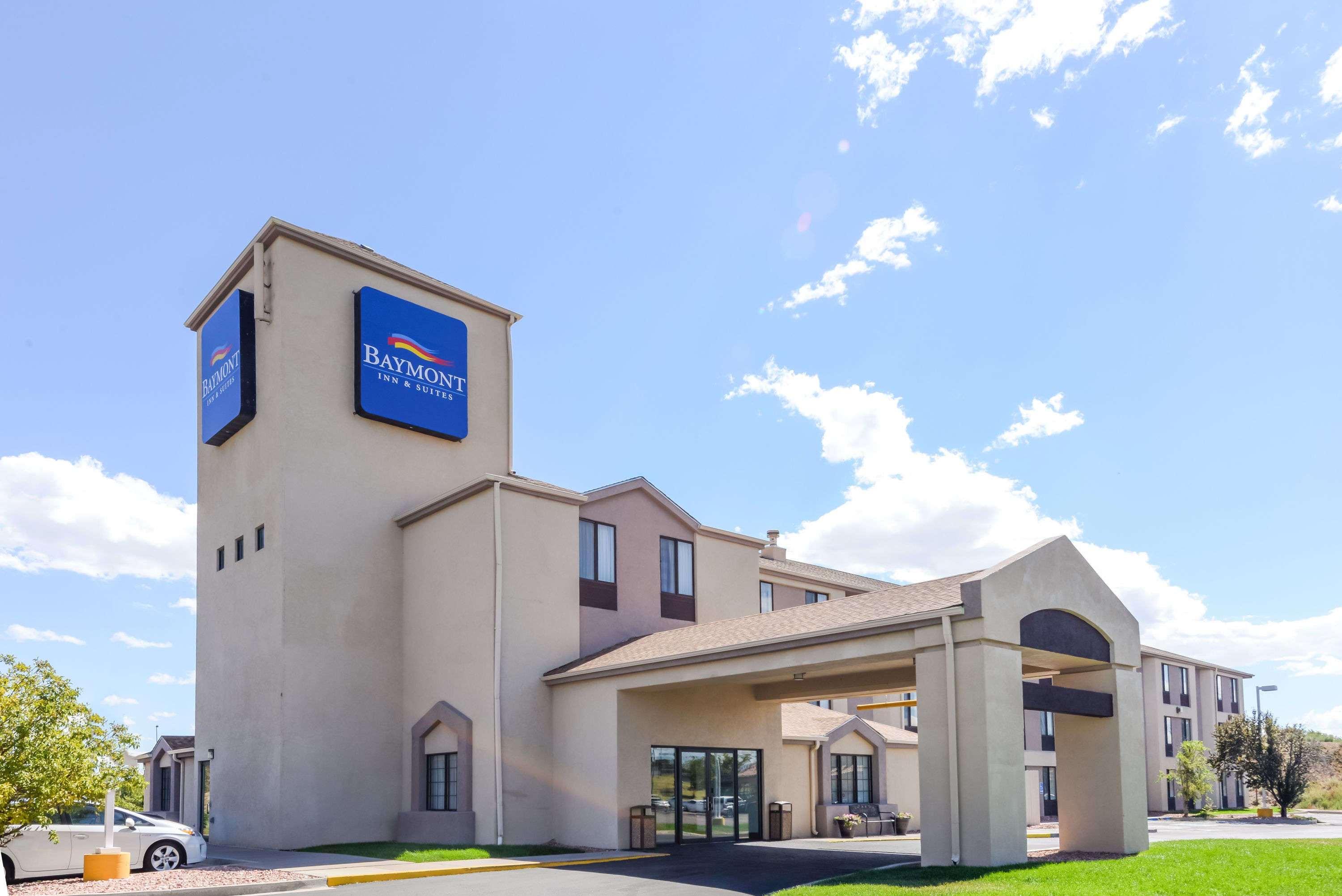 Hotel Baymont By Wyndham Pueblo Exterior foto